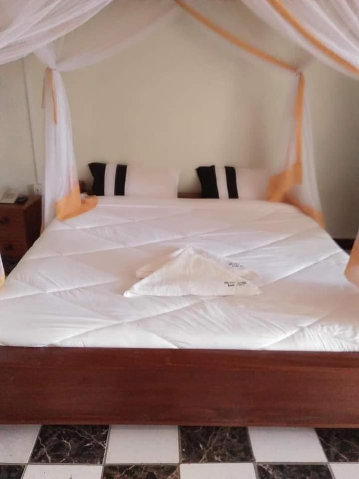 Newstead Hotel Naivasha Luaran gambar